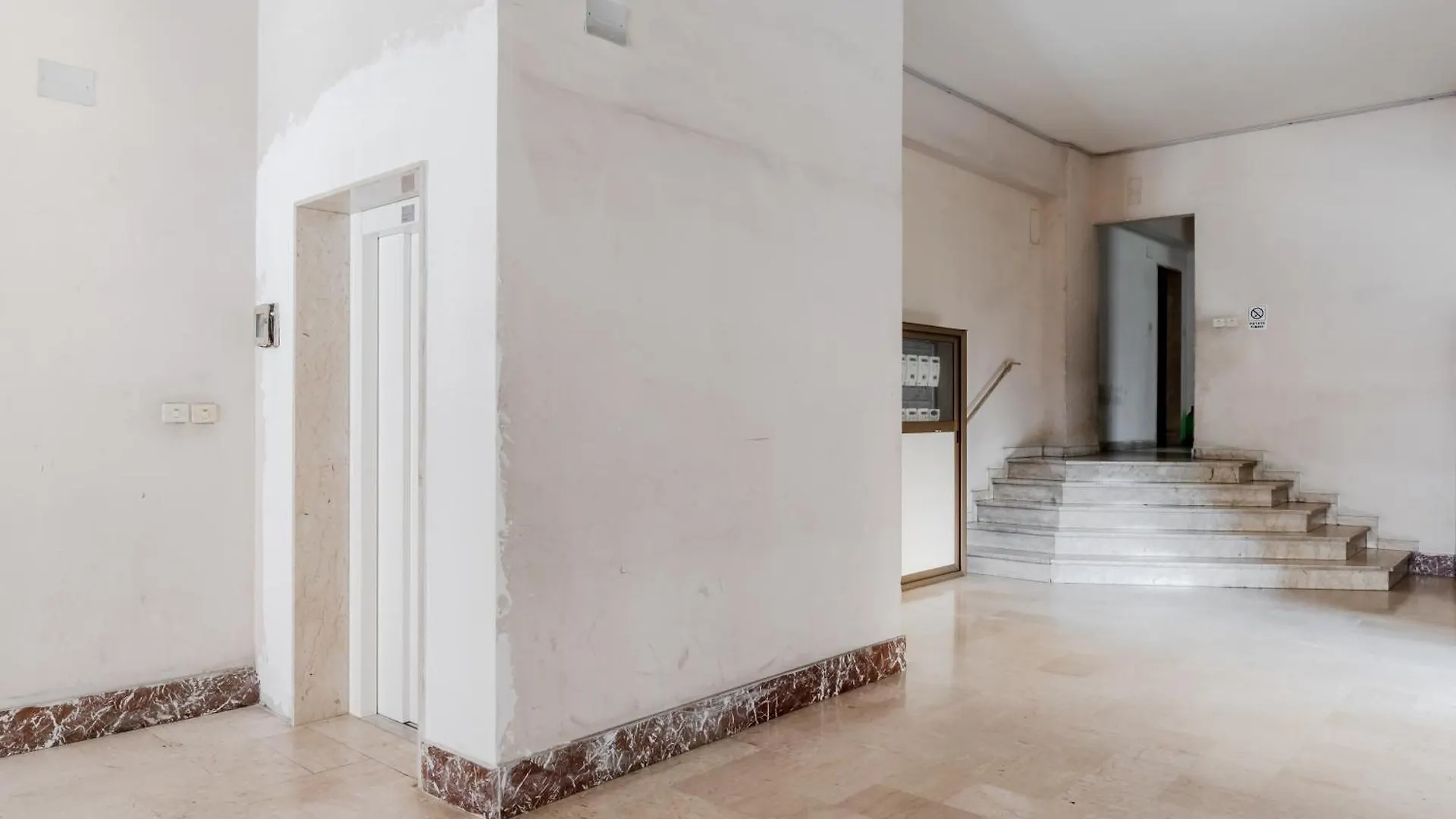 Catania Skyview Terrace: Your Urban Escape 0*,  Italy
